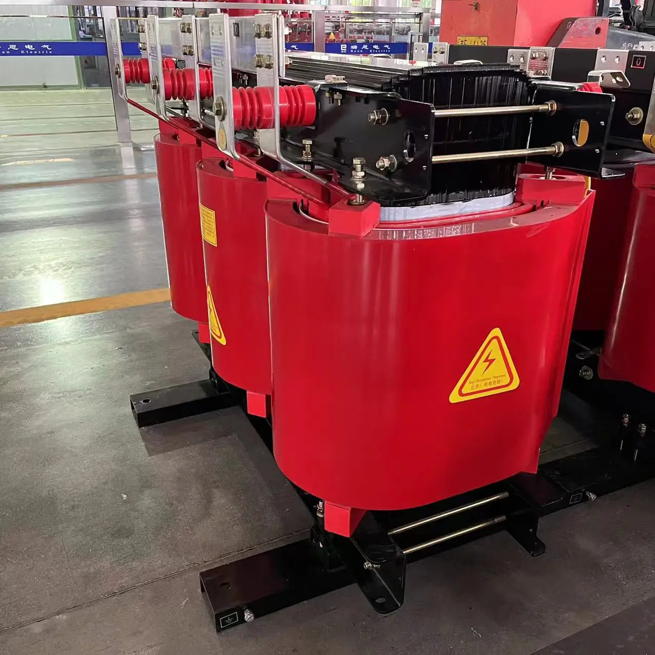 Transformador trif&aacute;sico de resina fundida tipo seco con n&uacute;cleo amorfo de 11KV 400KVA Vista 4