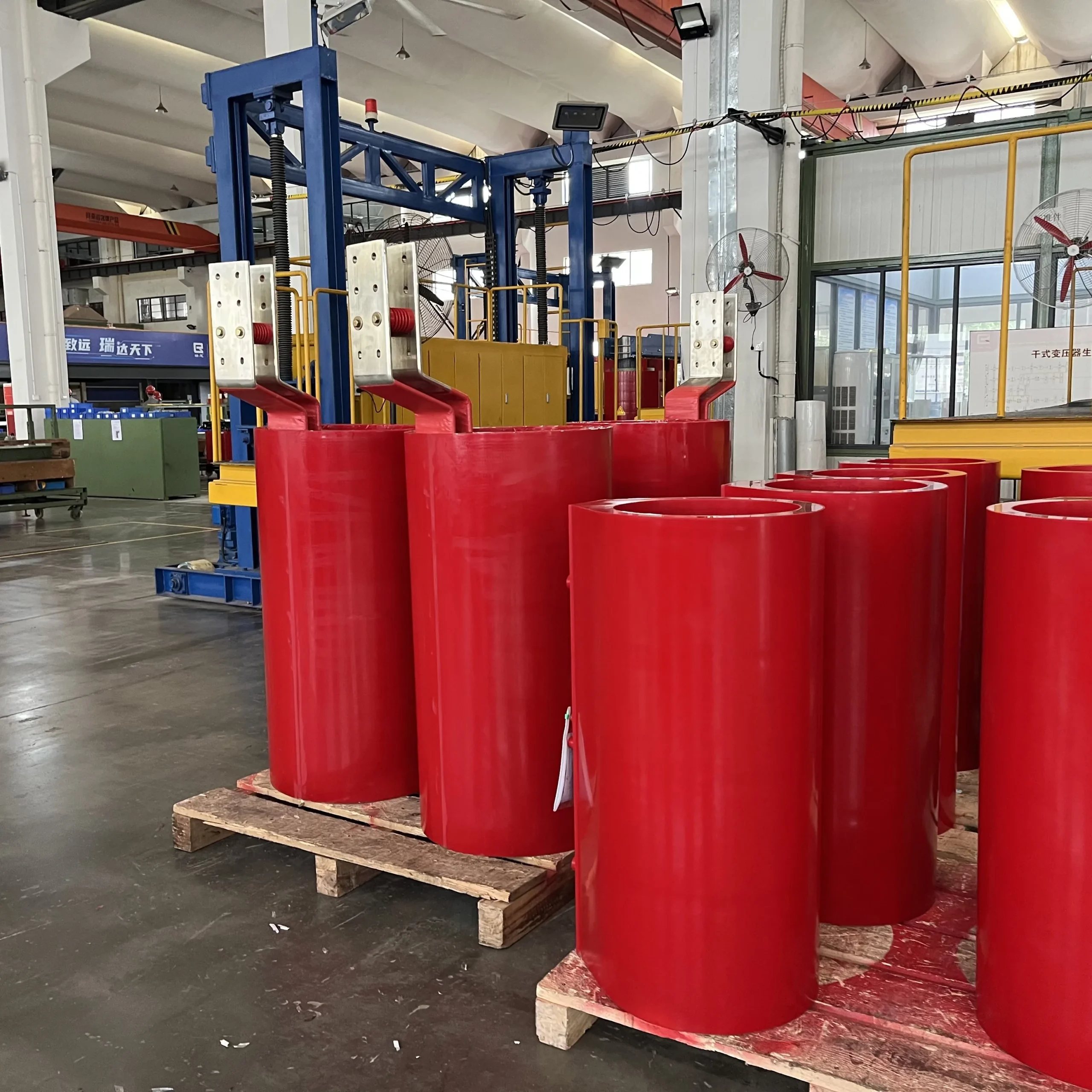 2500kVA High Voltage Coil 11kV 400V Transformer Price Three-Phase Cast Resin Dry Type MVHV Distribution Transformer View 2