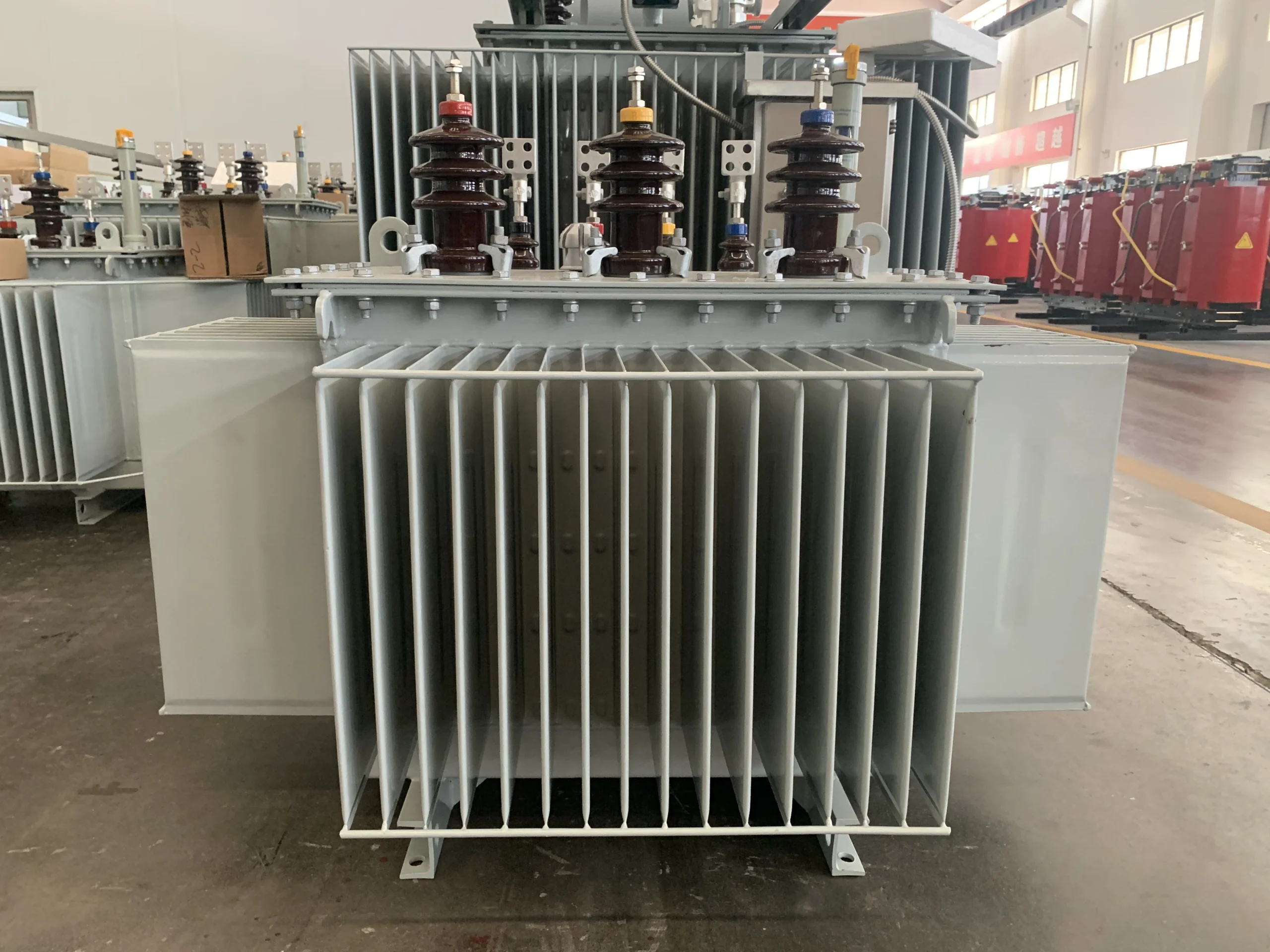 100kVA 10 0.4kV Oil Immersed Distribution Transformer View 3